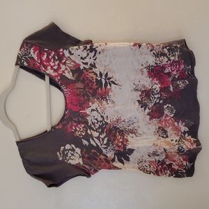 Floral top